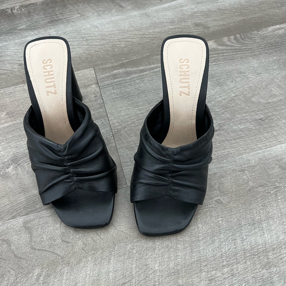 Schutz black wedges